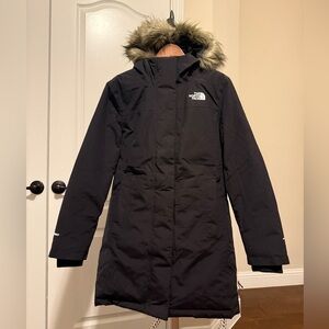 The North Face Women’s Arctic Parka - New without tag